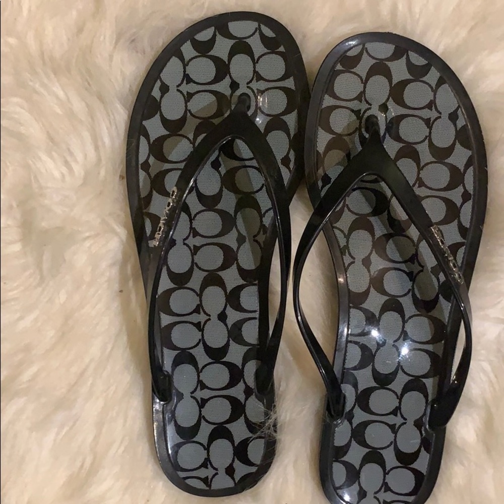 coach flip flops